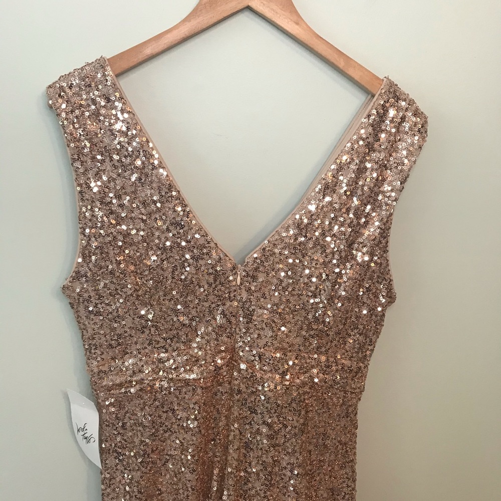 BELLE BADGLEY MISCHKA Blush Rose Sequin Gown Dress - Picture 8 of 8
